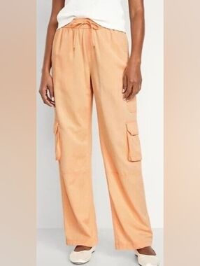 Old Navy Peach Wide-Leg Cargo Pants